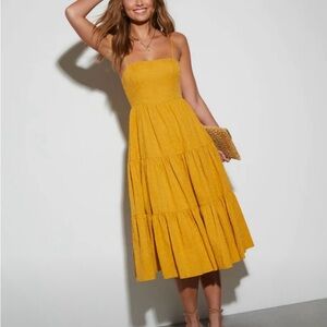 Vici Yellow Tiered Midi Dress